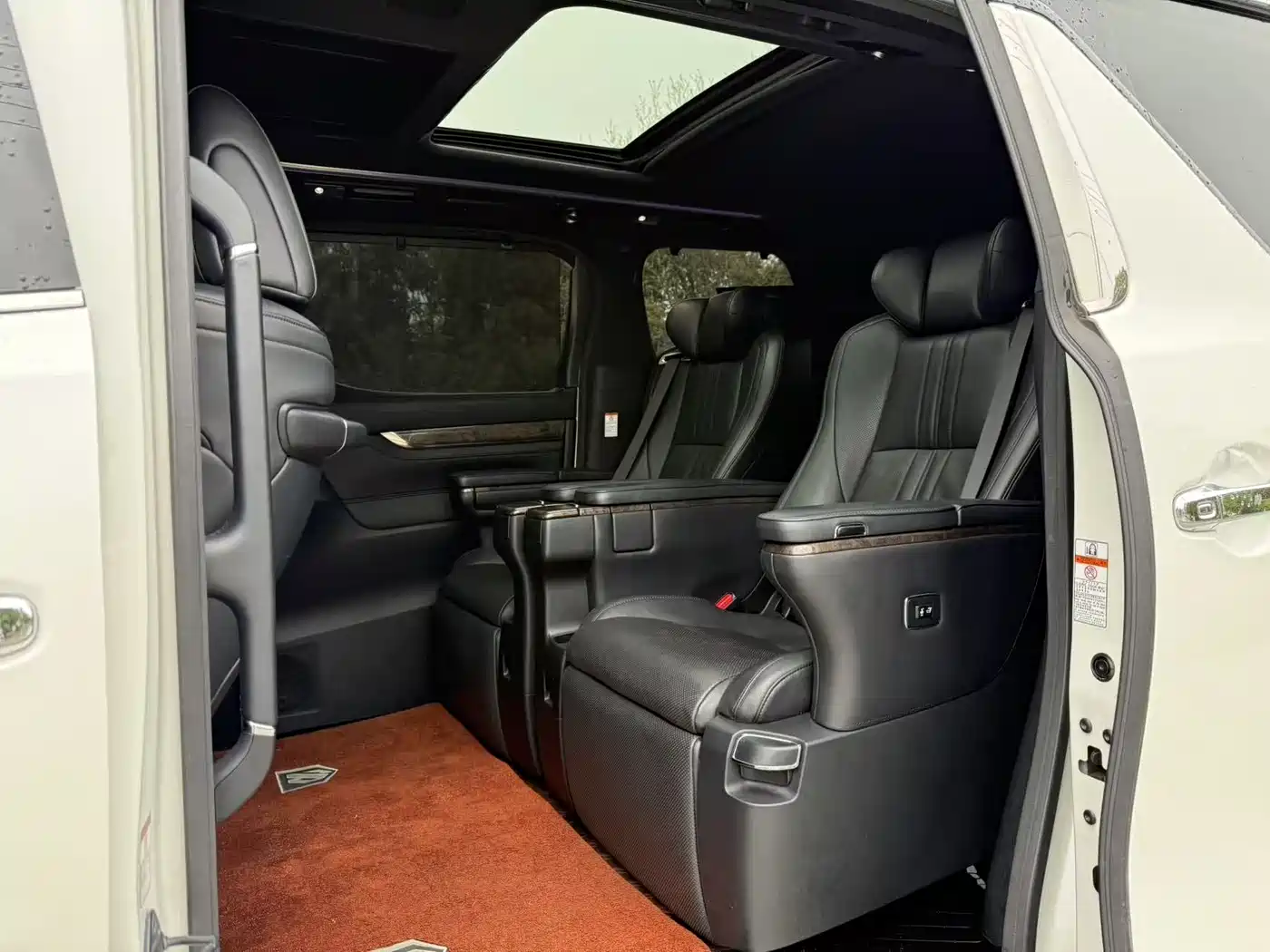 Toyota Alphard 2018 Facelift 3.5L Premium Edition фото 8