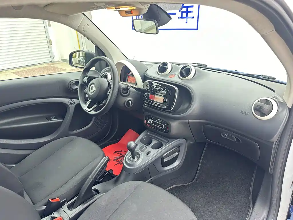 smart fortwo 2018 2018 1.0L 52kW Hardtop Agile Edition China V