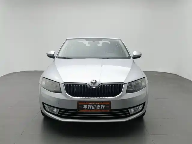Škoda Octavia 2015 1.6L Automatic逸致版 — фото 3