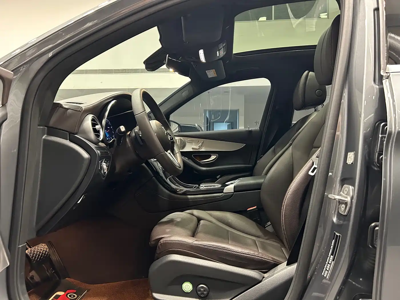 Mercedes-Benz GLC 2021 GLC 260 L 4MATIC Sporty фото 5