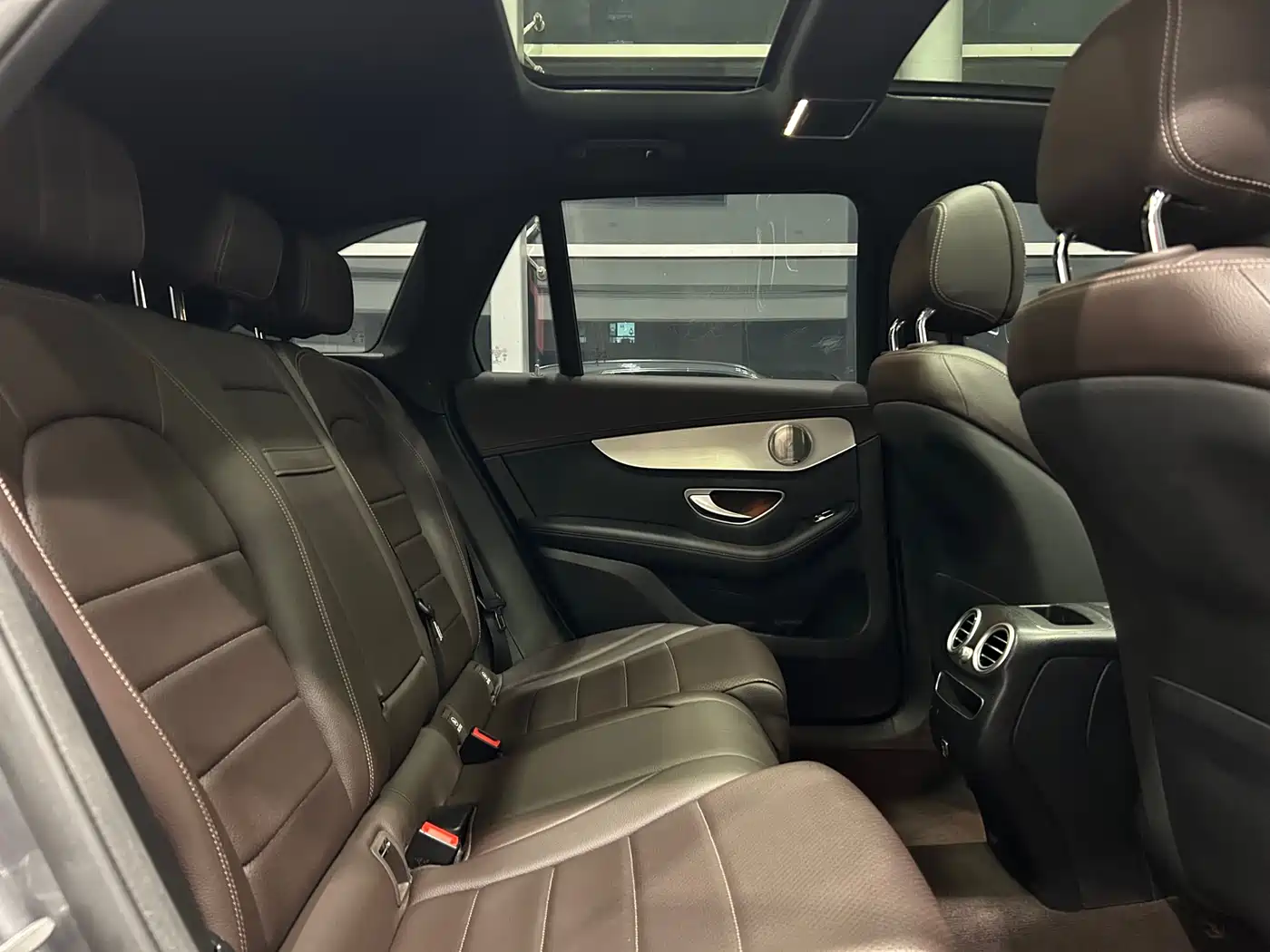 Mercedes-Benz GLC 2021 GLC 260 L 4MATIC Sporty фото 13