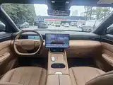 Photo 6 - Dongfeng Aeolus L8