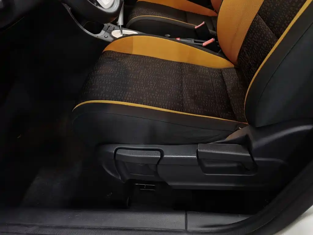 MG 3SW 2016 2015 1.5L AMT Elite