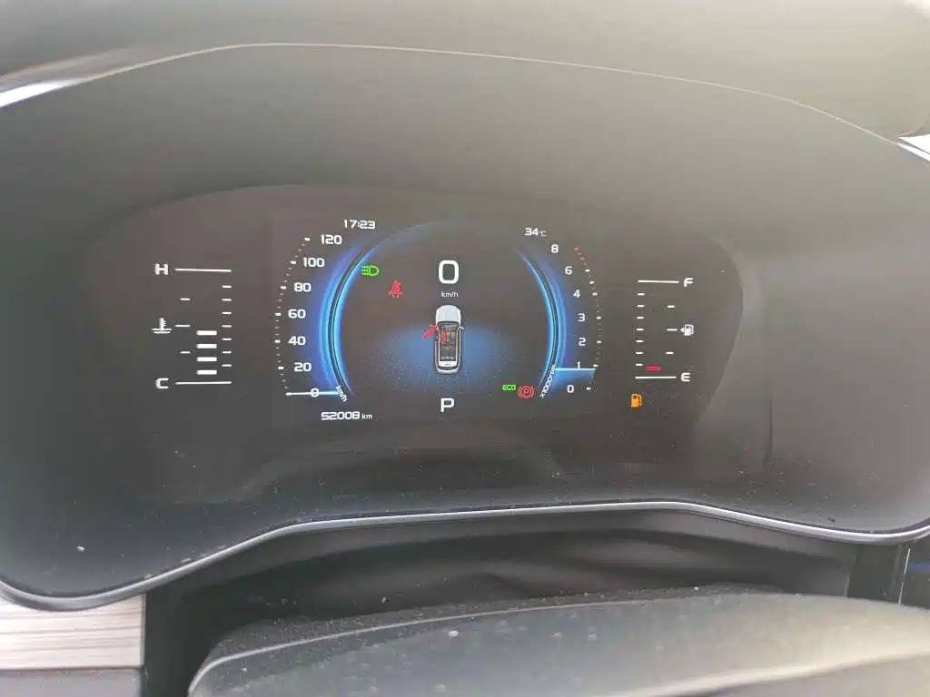 Фото 5 - Geely Atlas