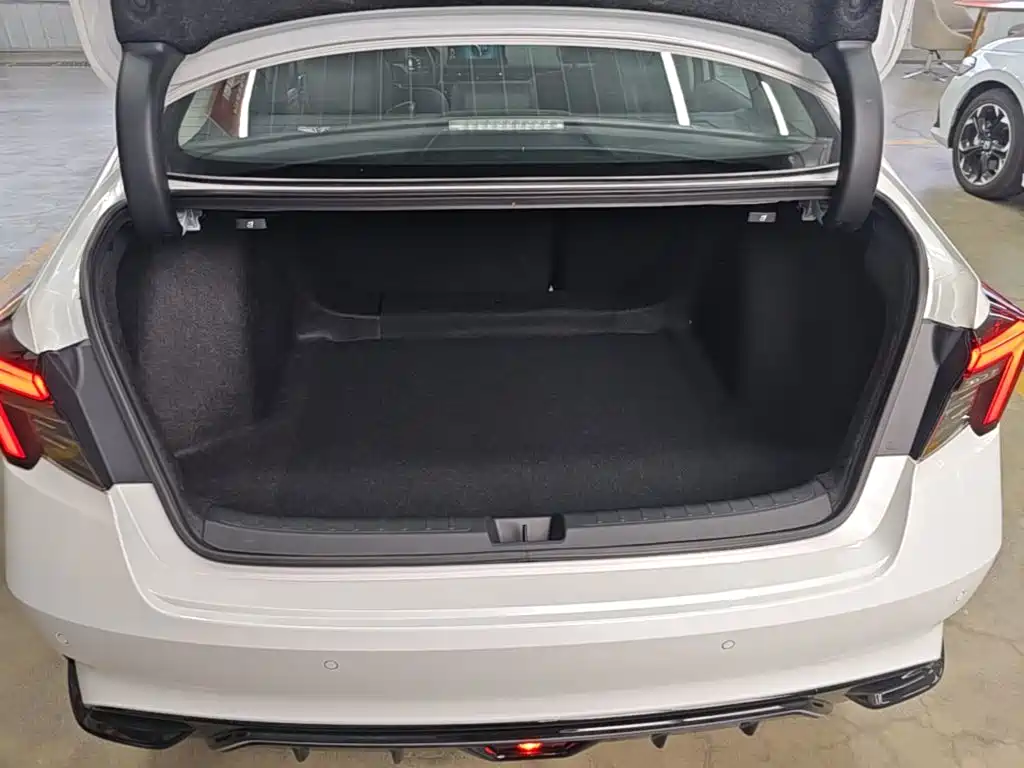 Honda Integra 2024 2023 2.0L e:HEV Sharp Premium Edition