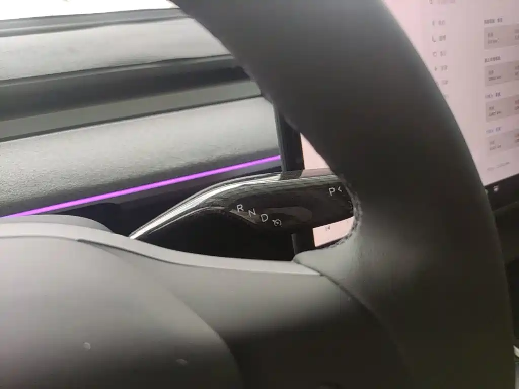 Фото 12 - Tesla Model Y