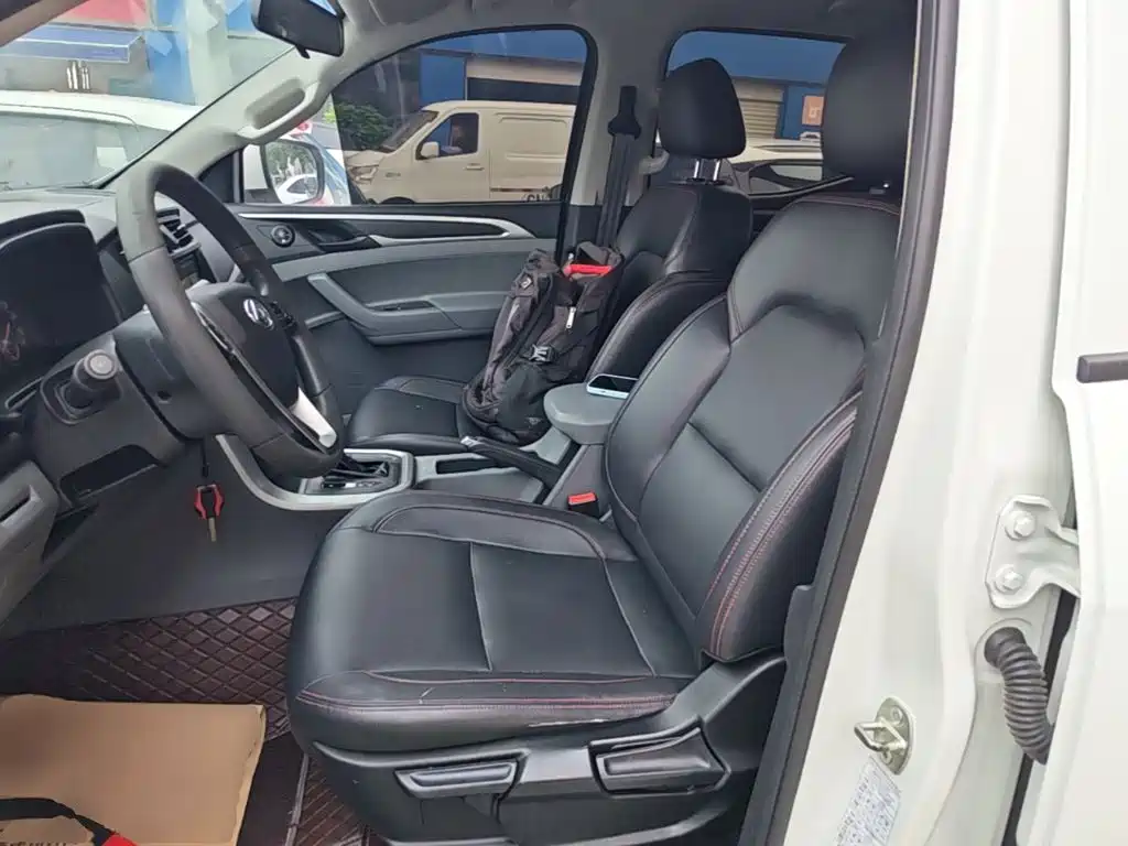 Maxus Maxus T60 2020 2019 2.8T Diesel Automatic 4WD High Chassis Pioneer Long Cabin China V