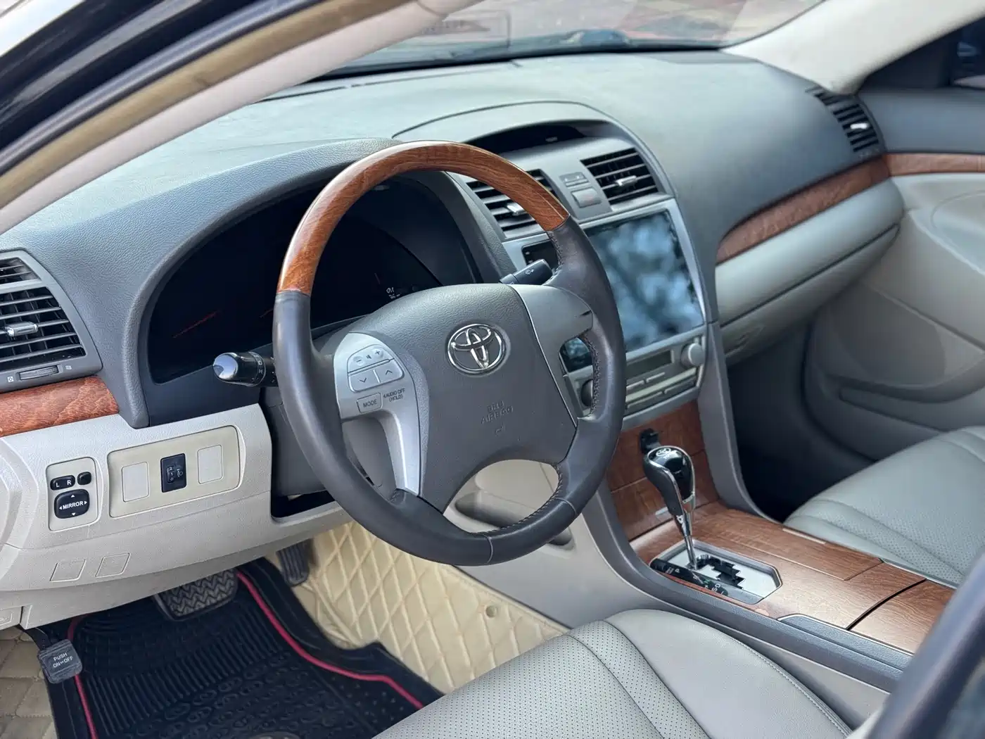 Toyota Camry 2009 Model 240E Elite Edition фото 12