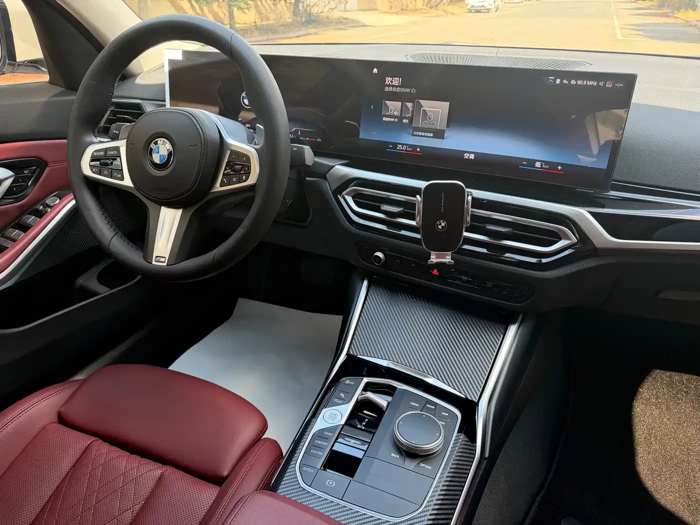 BMW 3 Series 2023 320Li M Sport Package фото 19