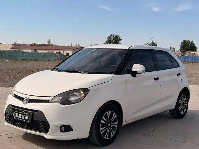  MG MG 3 2013 1.3L AMT Comfort Edition