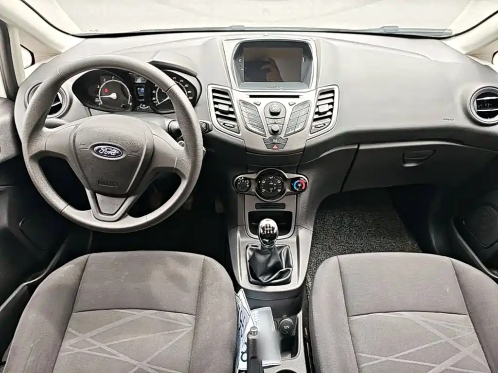 Ford Fiesta 2016 2013 Sedan 1.5L Manual Trend