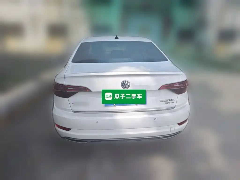Photo 3 - Volkswagen Sagitar