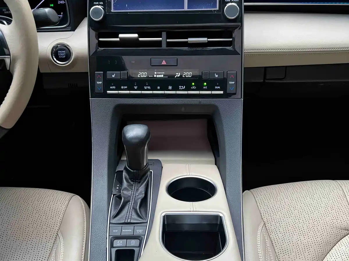 Toyota Avalon 2019 2.5L Touring Premium (China V) фото 12