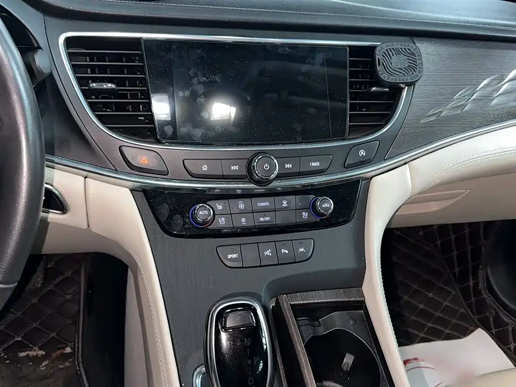 Buick LaCrosse 2021 Avenir Avia First Edition фото 8