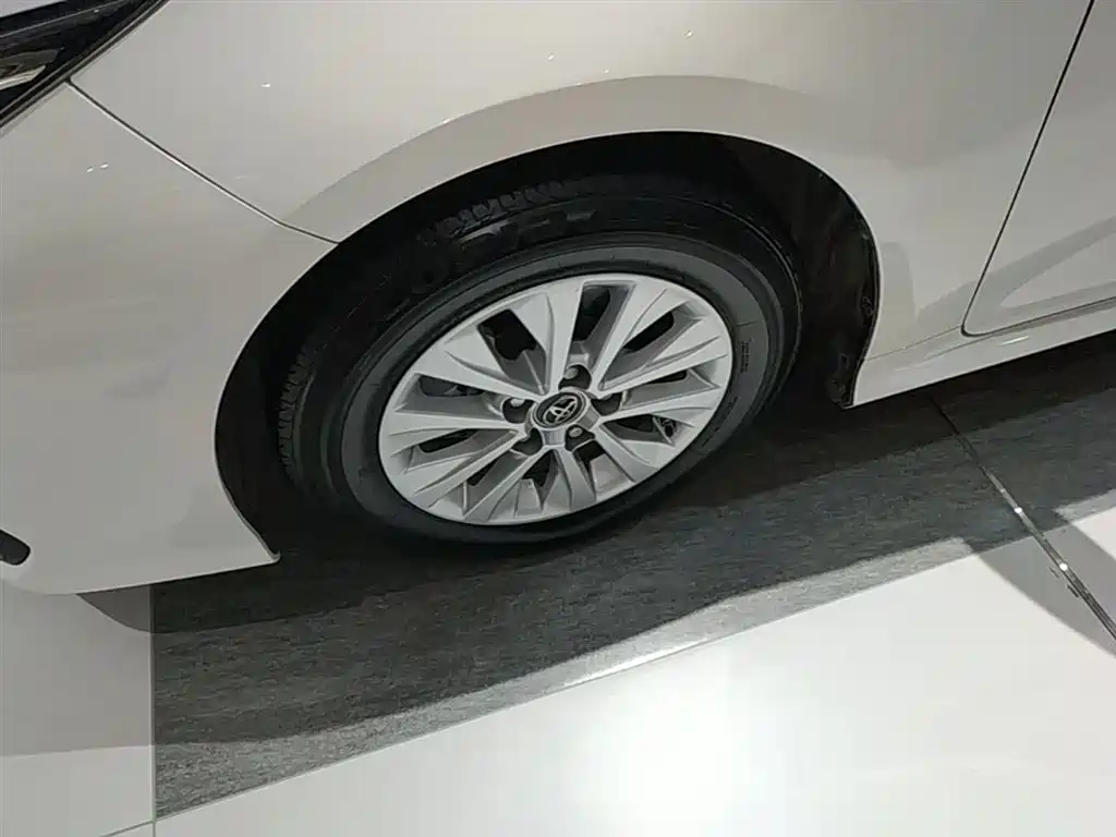Toyota Corolla 2021 TNGA 1.5L CVT Elite Edition фото 23