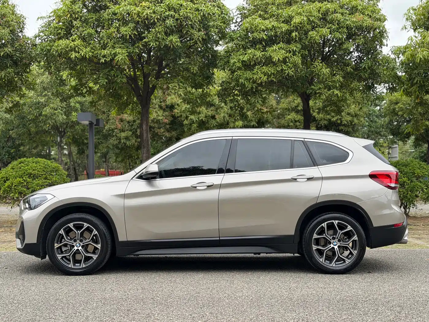 BMW X1 2021 Facelift sDrive25Li Leading фото 24