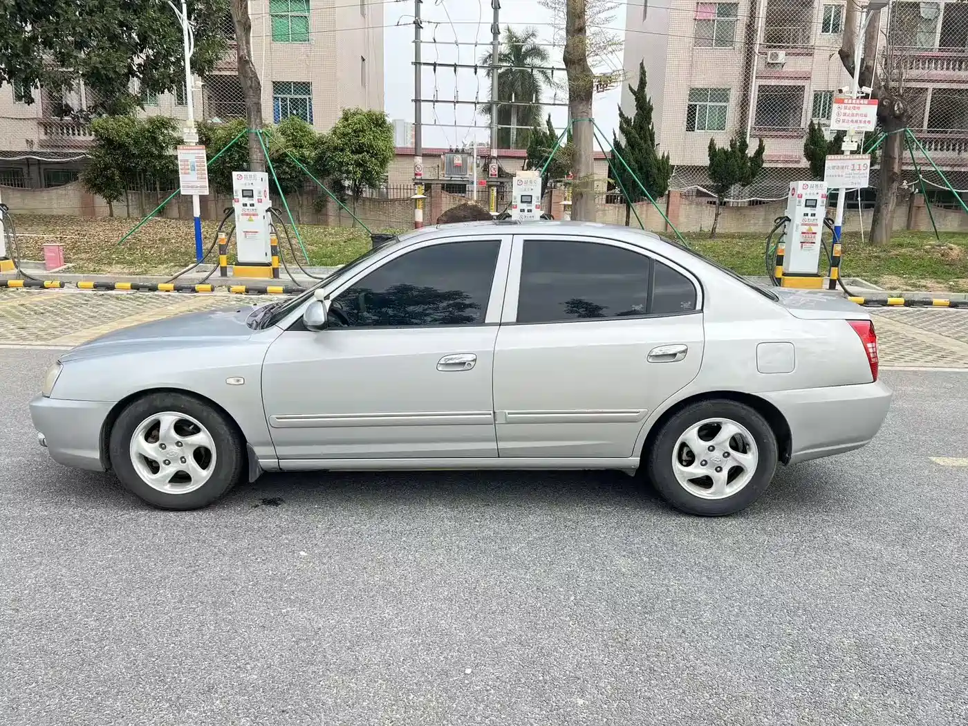 Hyundai Elantra 2005 Model 1.6L Automatic Luxury фото 4