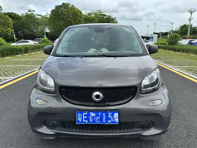  smart smart fortwo 2018 1.0L 52kW Hardtop Passion Edition China V
