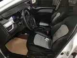 Фото 15 - Geely Vision