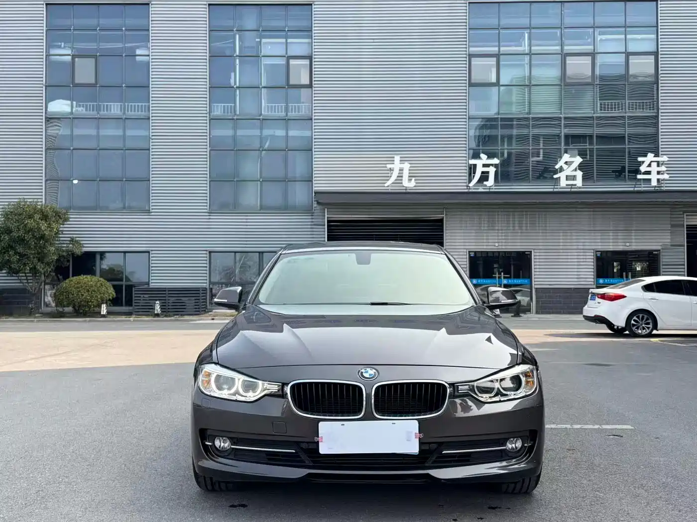 BMW 3 Series 2015 320Li Super Joy Fashion фото 3