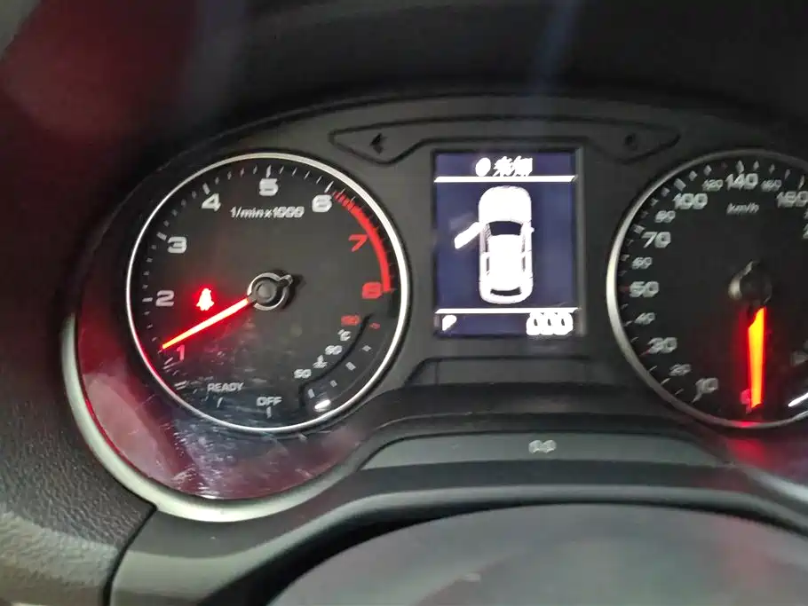 Audi Q2L 2020 35 TFSI Progressive Dynamic Model фото 14
