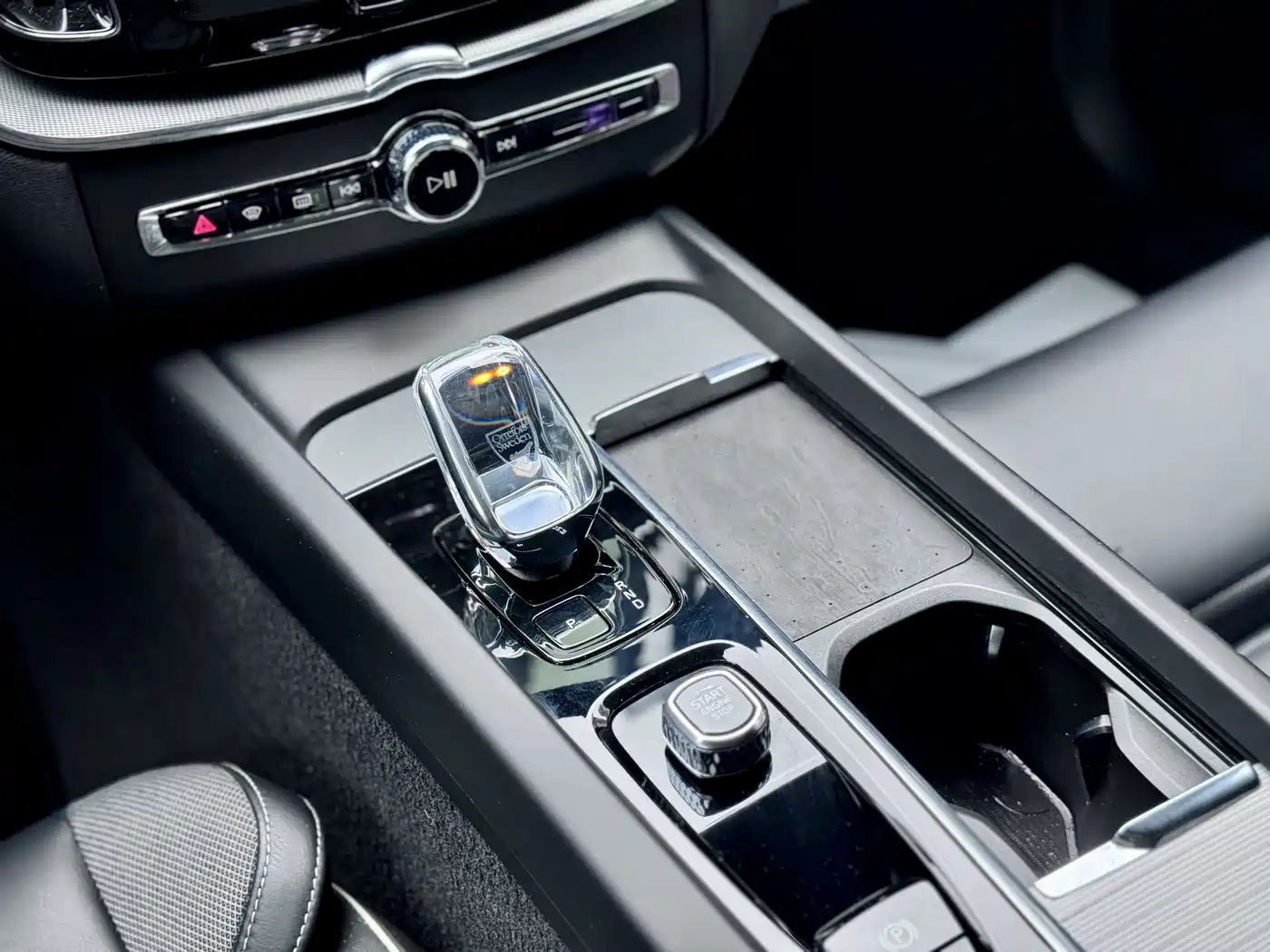 VOLVO XC60 PLUG-IN HYBRID