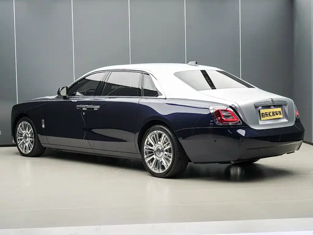 Фото 5 - Rolls-Royce Ghost