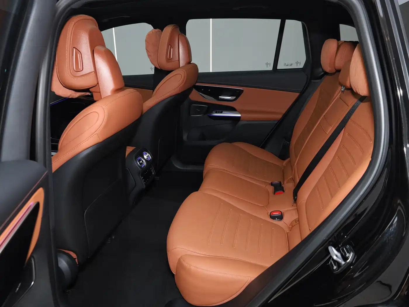 Mercedes-Benz GLC 2025 Facelift GLC 260 L 4MATIC Luxury фото 22