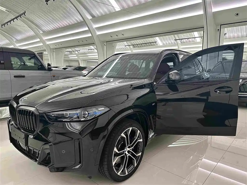 2026 BMW X5