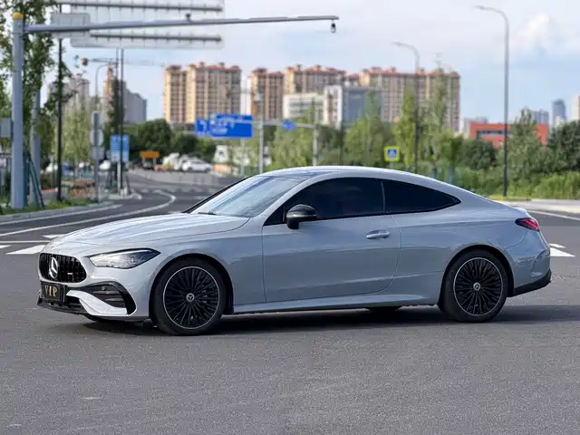 Mercedes-Benz Mercedes-Benz CLE 2025 CLE 300 4MATIC Luxury Coupe