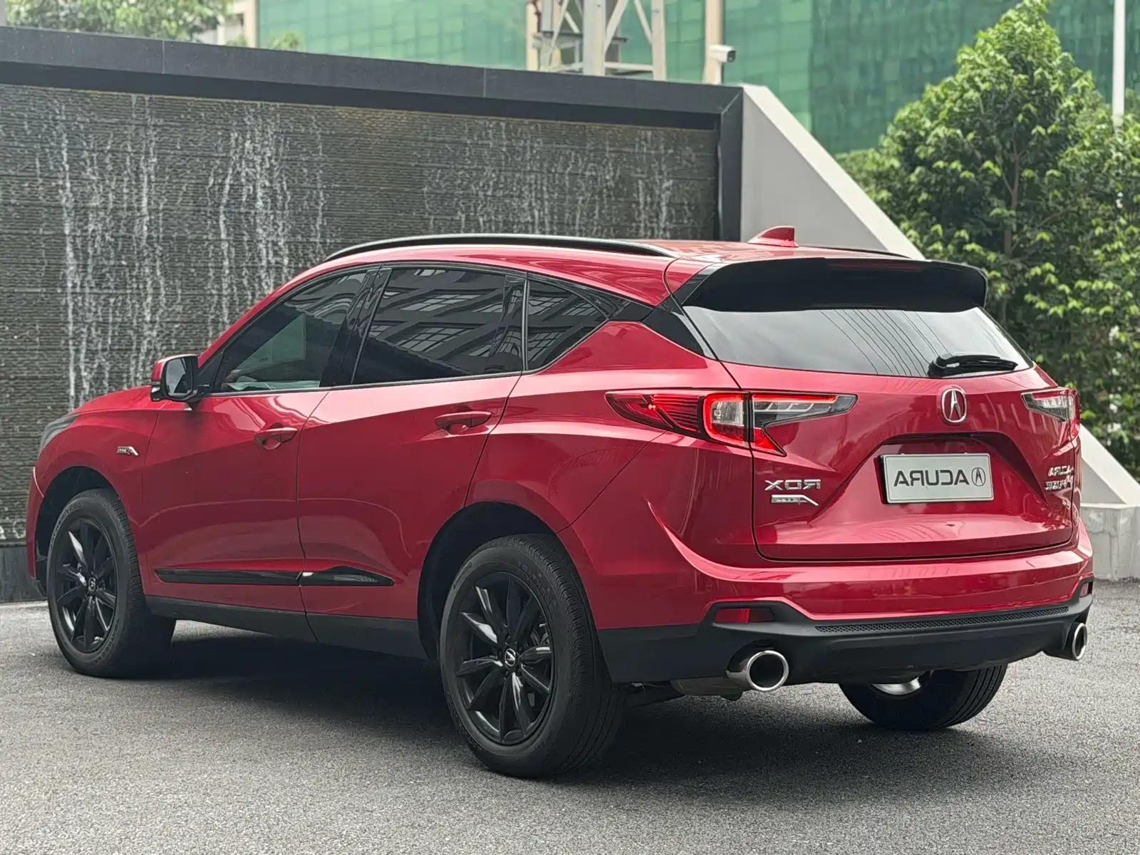 Photo 10 - Acura RDX