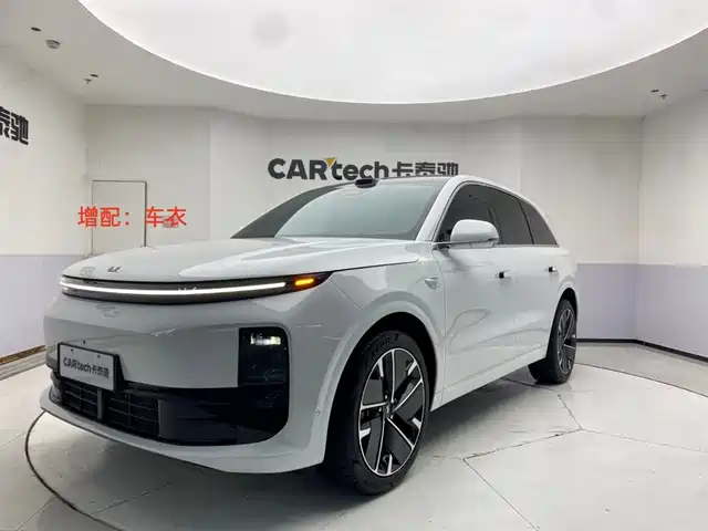 Li Auto L6 2025
