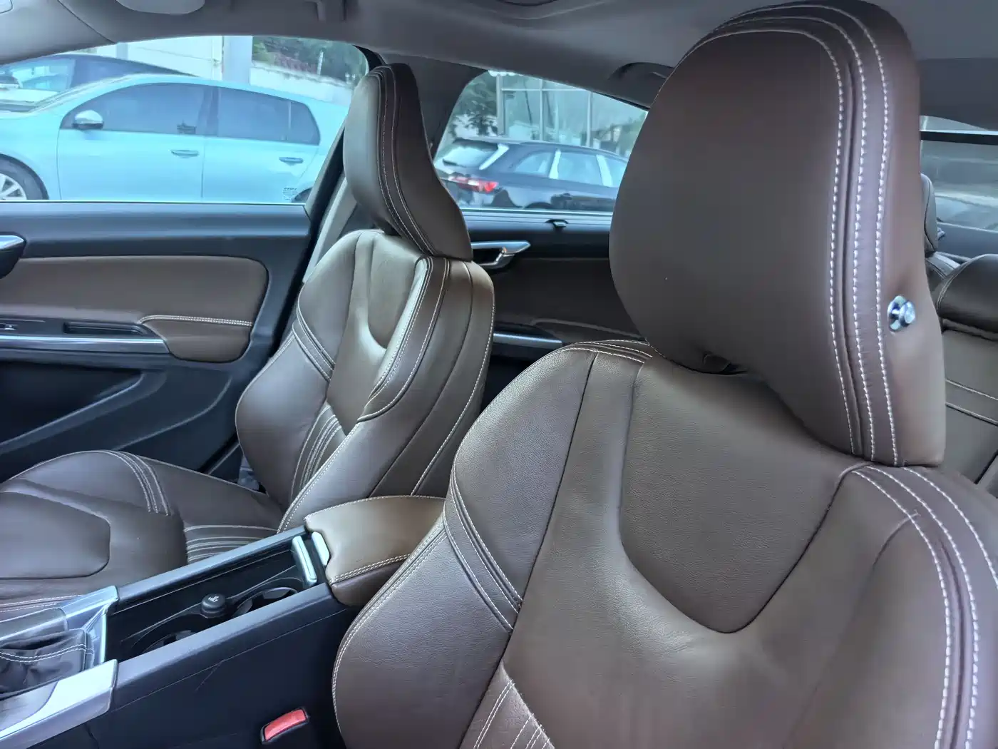 Volvo S60 Plug-in Hybrid 2015 2015 S60L E-Drive Hybrid T6 Intelligent Edition