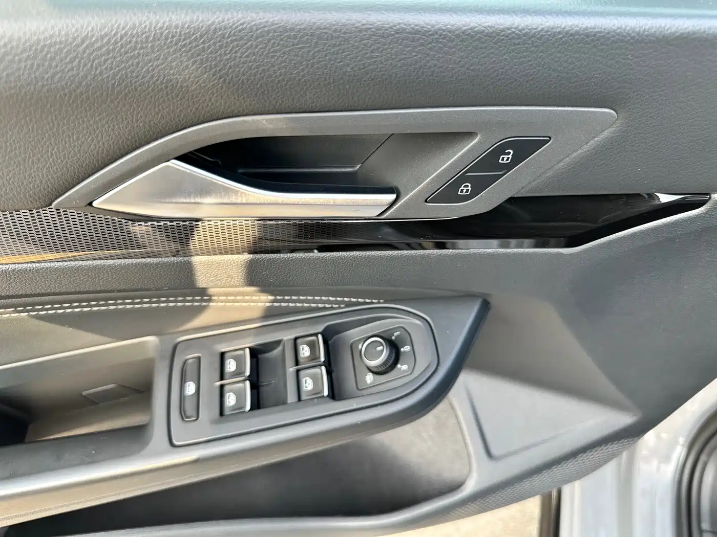 Volkswagen Golf 2021 280TSI DSG R-Line фото 5