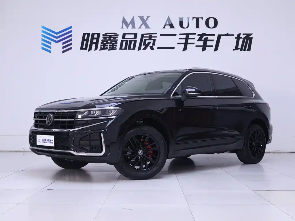 Photo 2 - Volkswagen Touareg