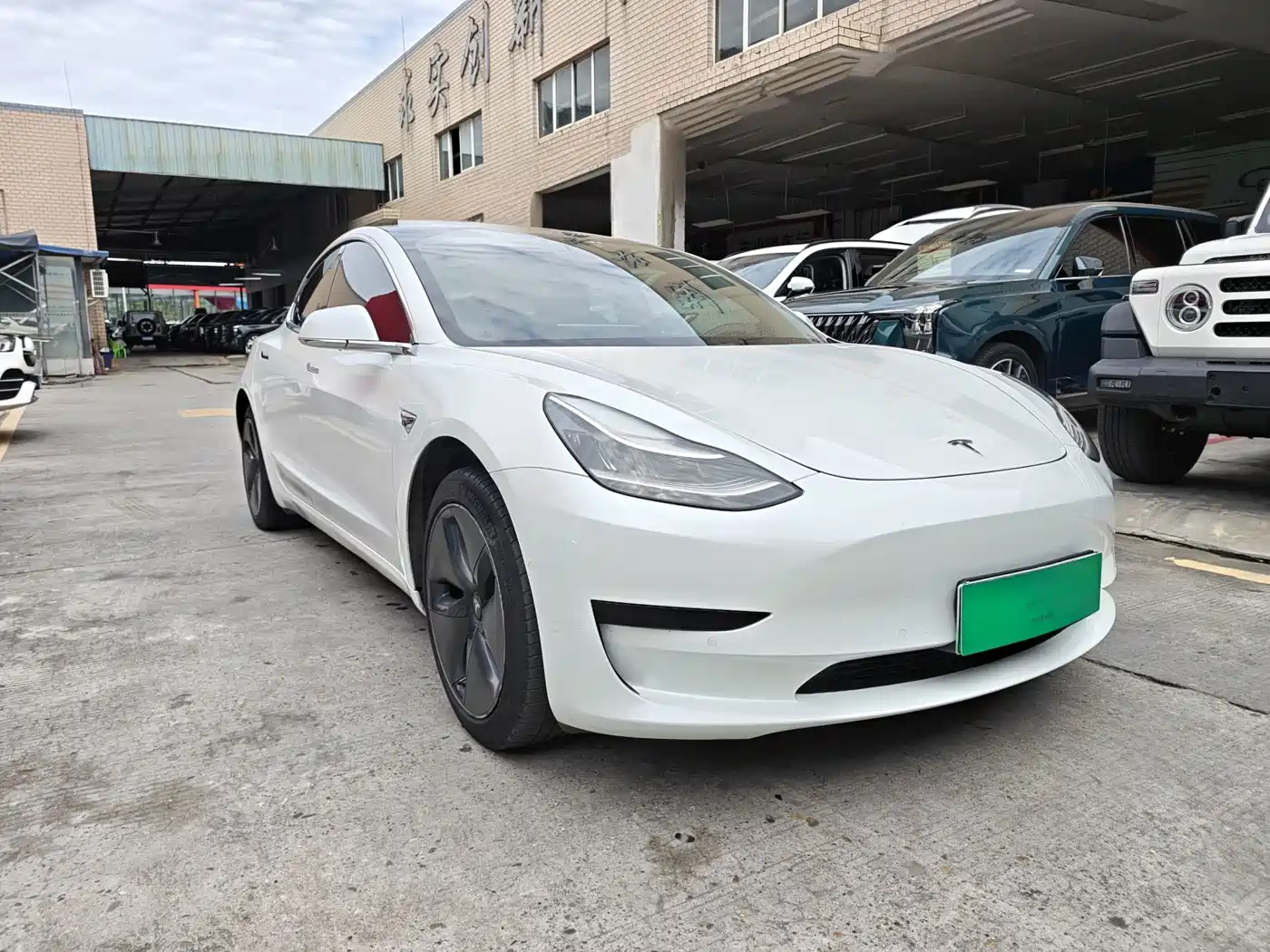 Tesla Model 3 (Import) 2019 2019 Standard Range RWD Upgraded Edition