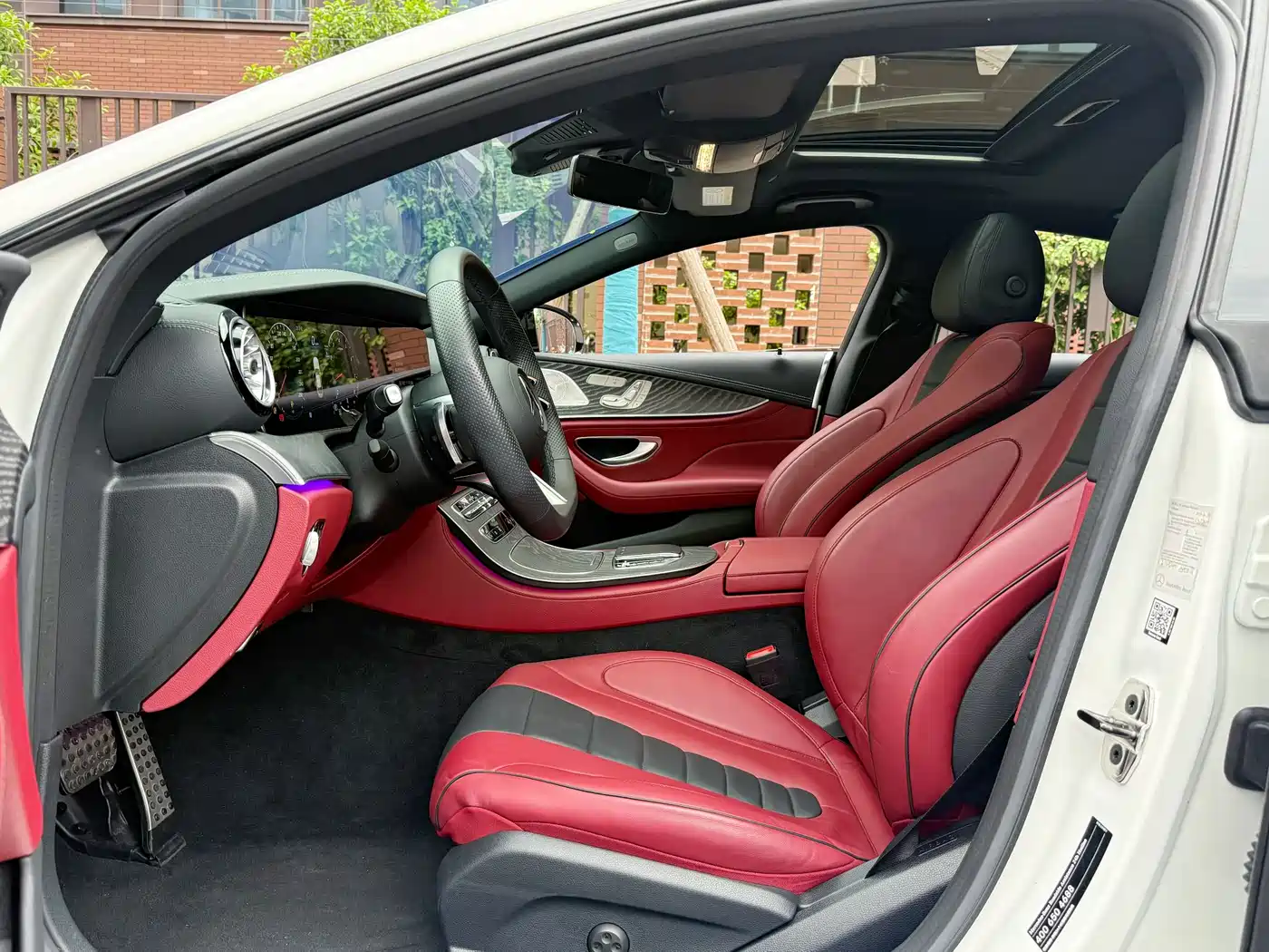 MERCEDES-BENZ CLS