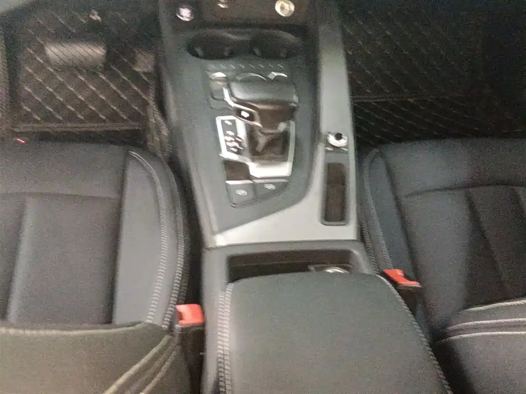 Audi A4L 2019 40 TFSI Progressive (China VI) фото 14