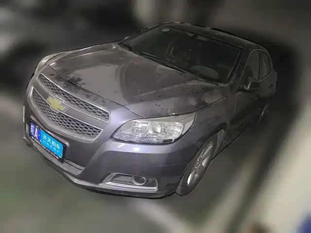 Chevrolet Malibu 2012 2.0L Automatic Luxury Edition — фото 1
