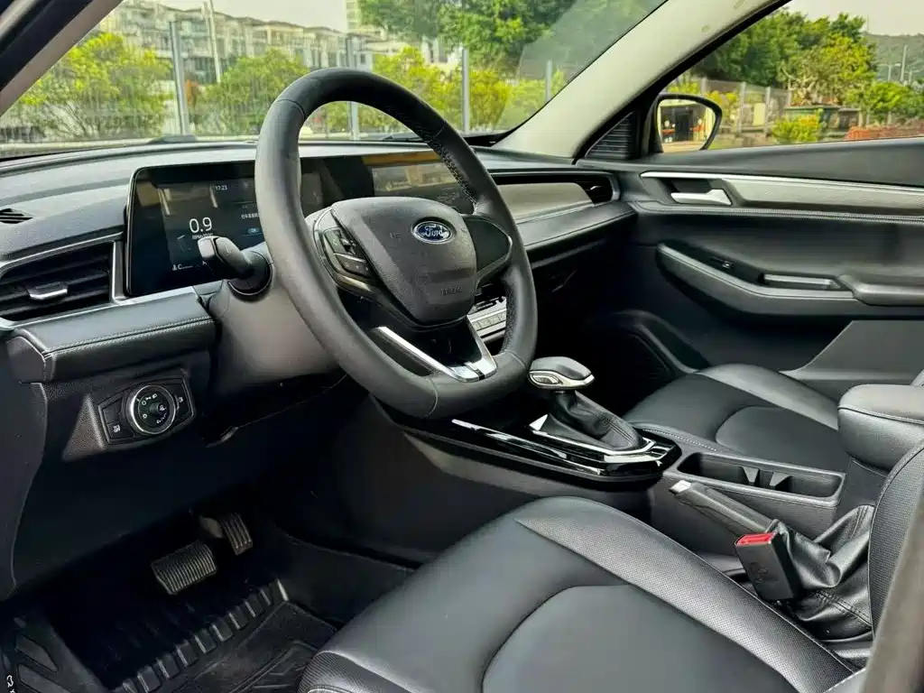 Ford Escort 2022 2021 1.5L Automatic Diamond Edition