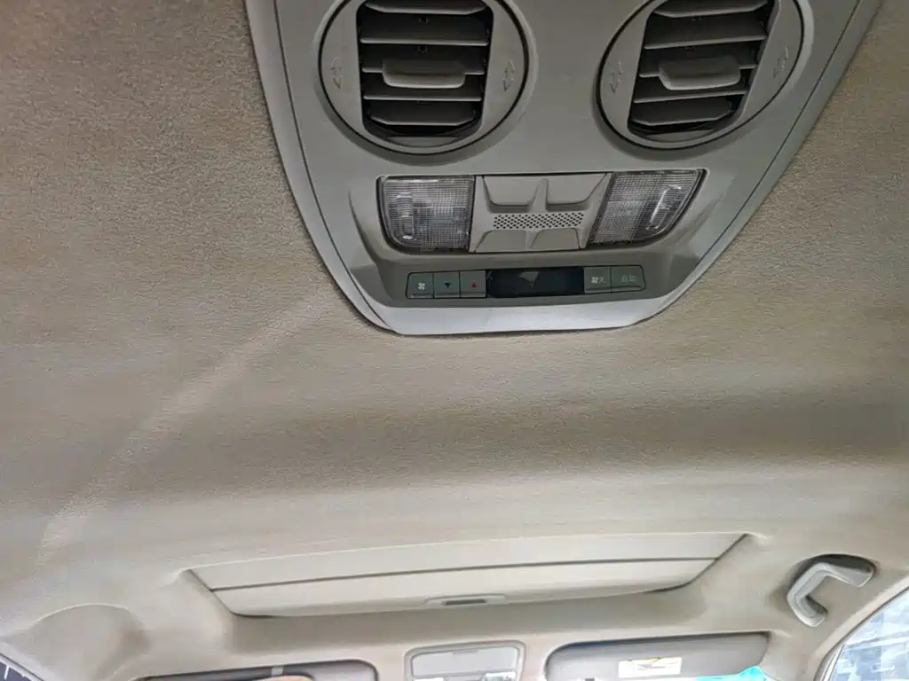 BYD M6 2016 2015 2.4L Automatic Premium Edition