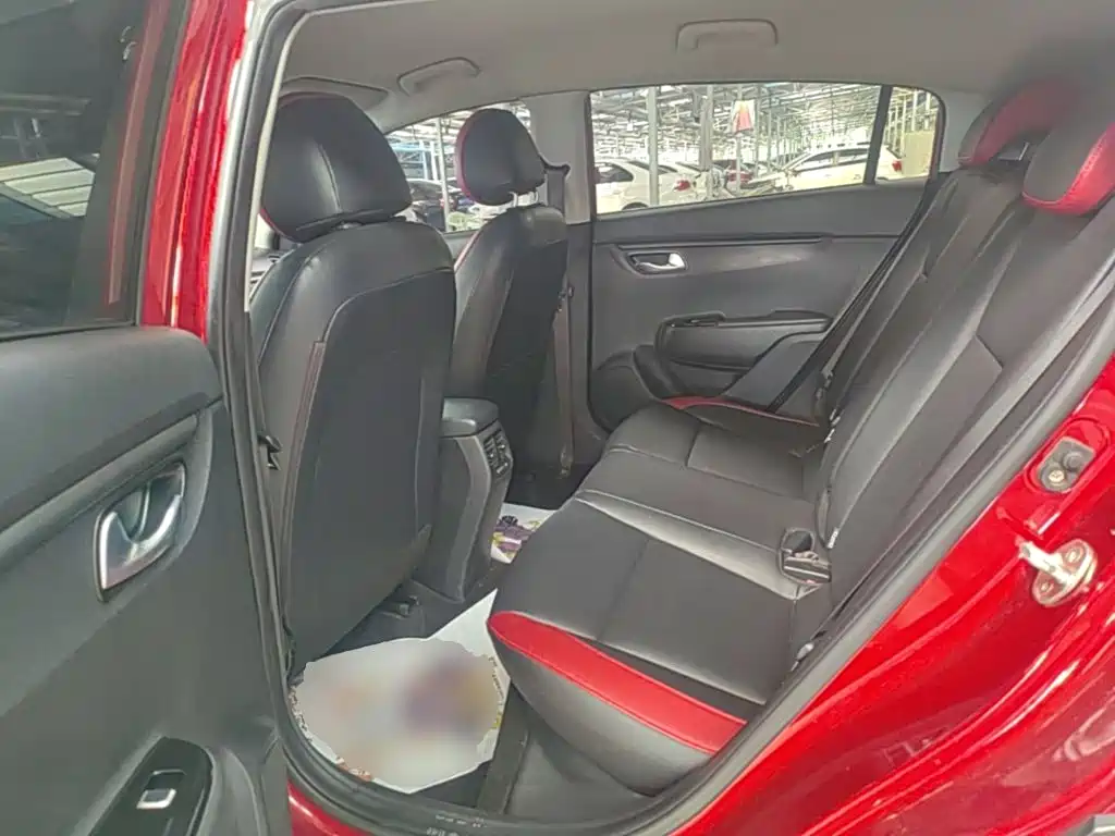 Kia KX CROSS 2018 2017 1.4L AT GLS