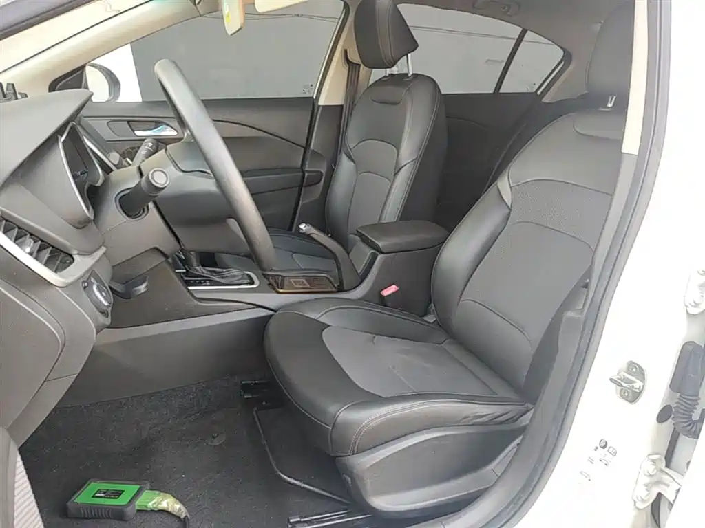 Chevrolet Cavalier 2016 1.5L Automatic Delight Edition фото 15