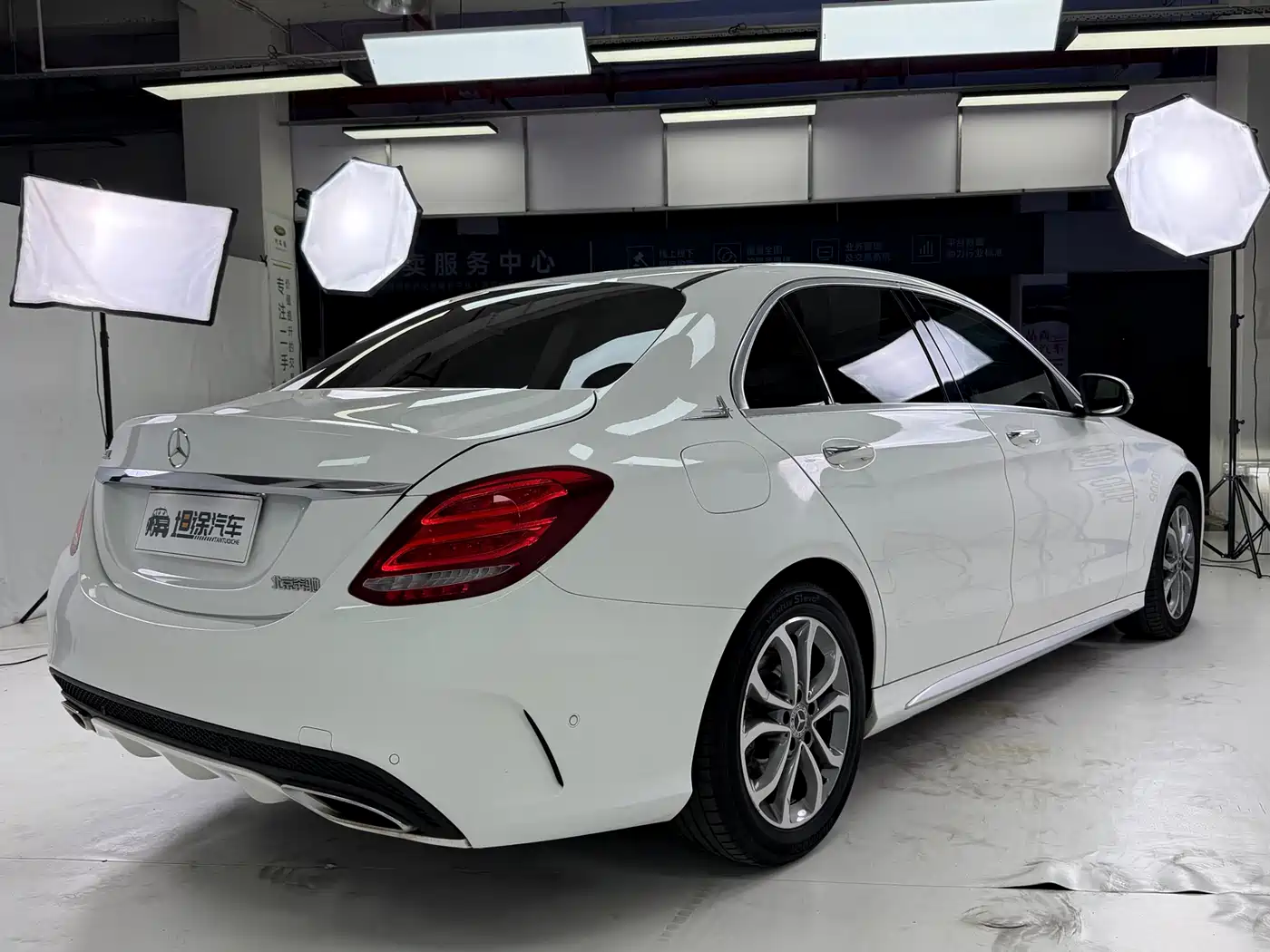 Mercedes-Benz C-Class 2017 Facelift C 180 L Fashion Sport Edition фото 28