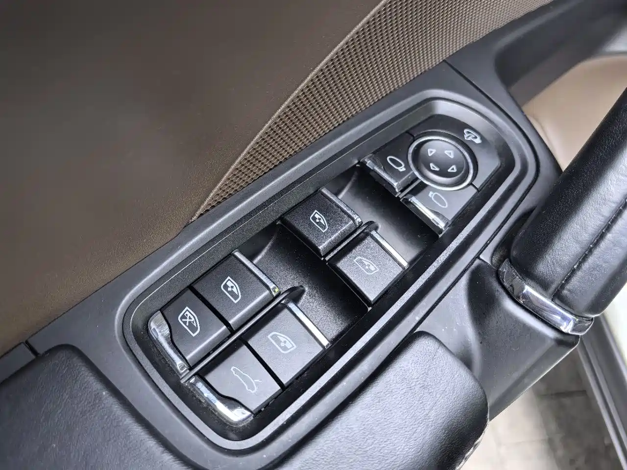 Porsche Cayenne 2016 Cayenne 3.0T фото 10
