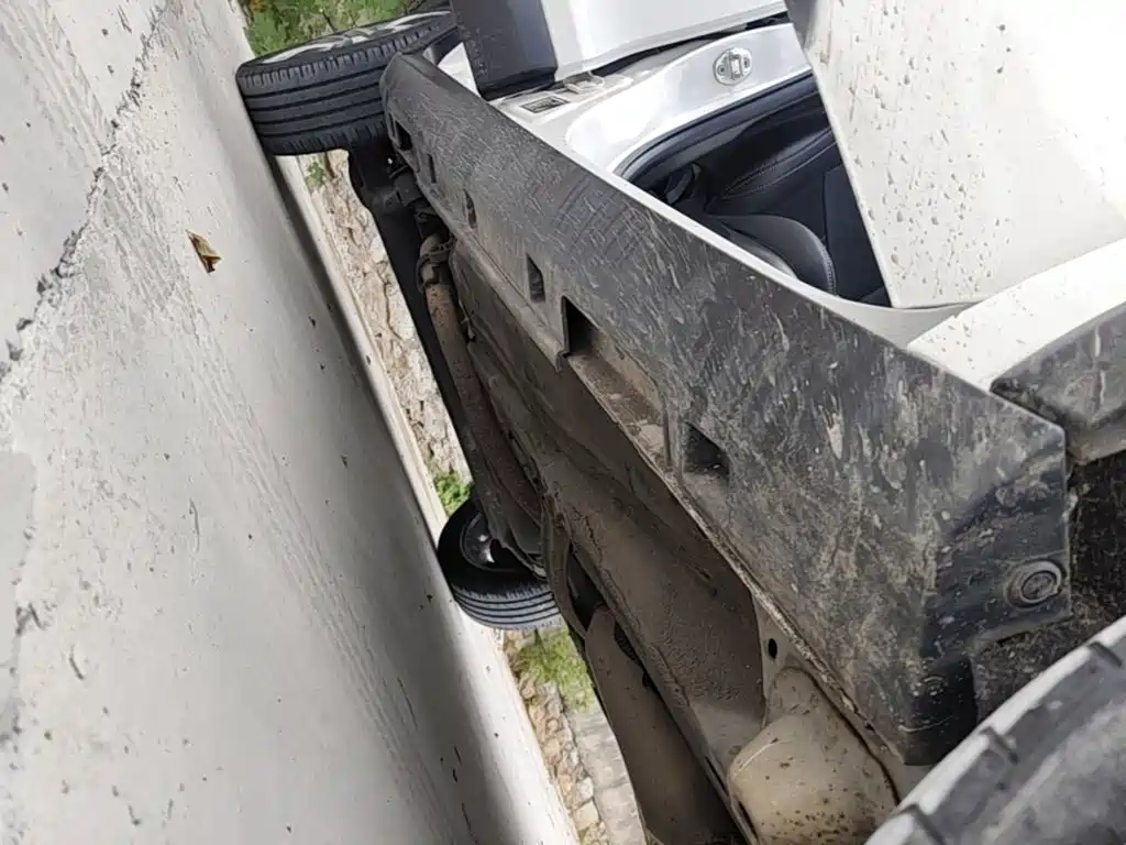 BYD Yuan 2018 2017 1.5L Auto Cool Connect