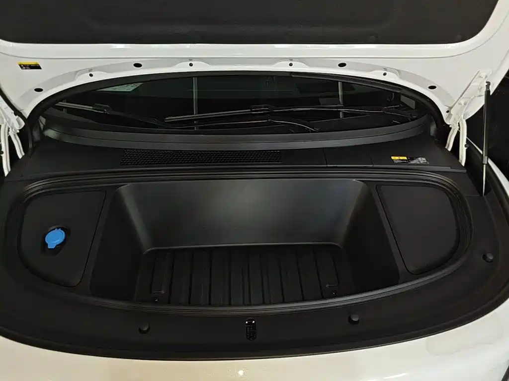 Photo 20 - Li Auto i6