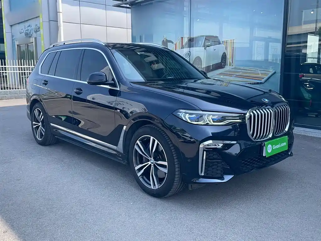 BMW X7 2022 xDrive40i Exclusive M Sport Package фото 4