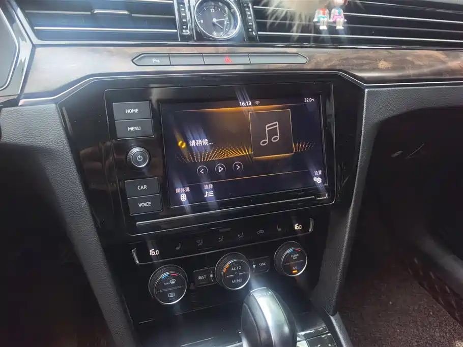 Volkswagen Magotan 2019 330TSI DSG Luxury China V фото 13
