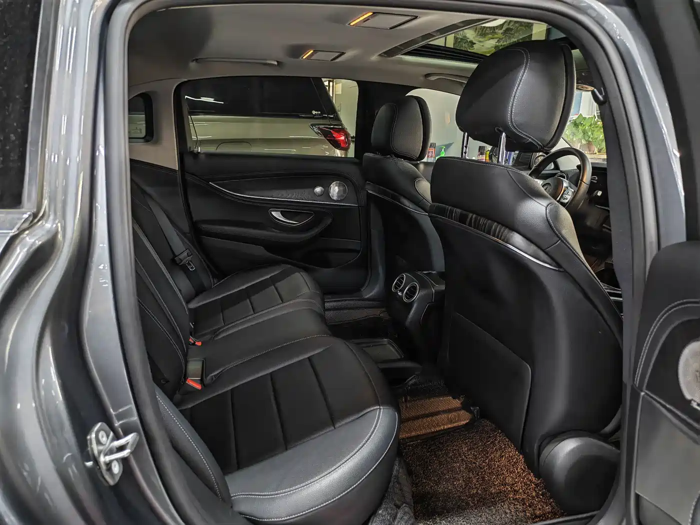 Mercedes-Benz E-Class 2019 E 260 L Sport фото 7